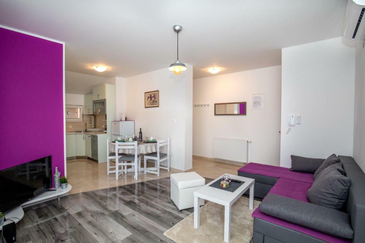 Arenta Apartments Metkovic Bagian luar foto