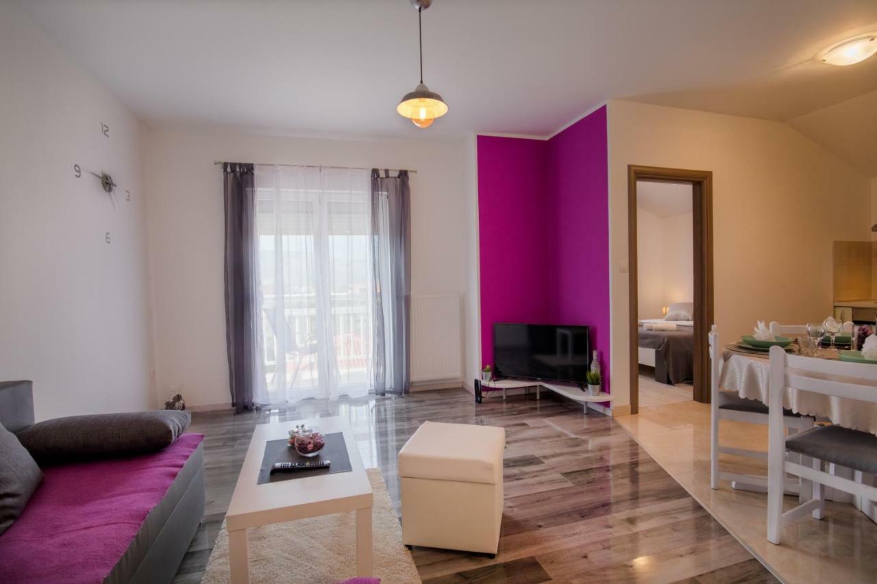 Arenta Apartments Metkovic Bagian luar foto