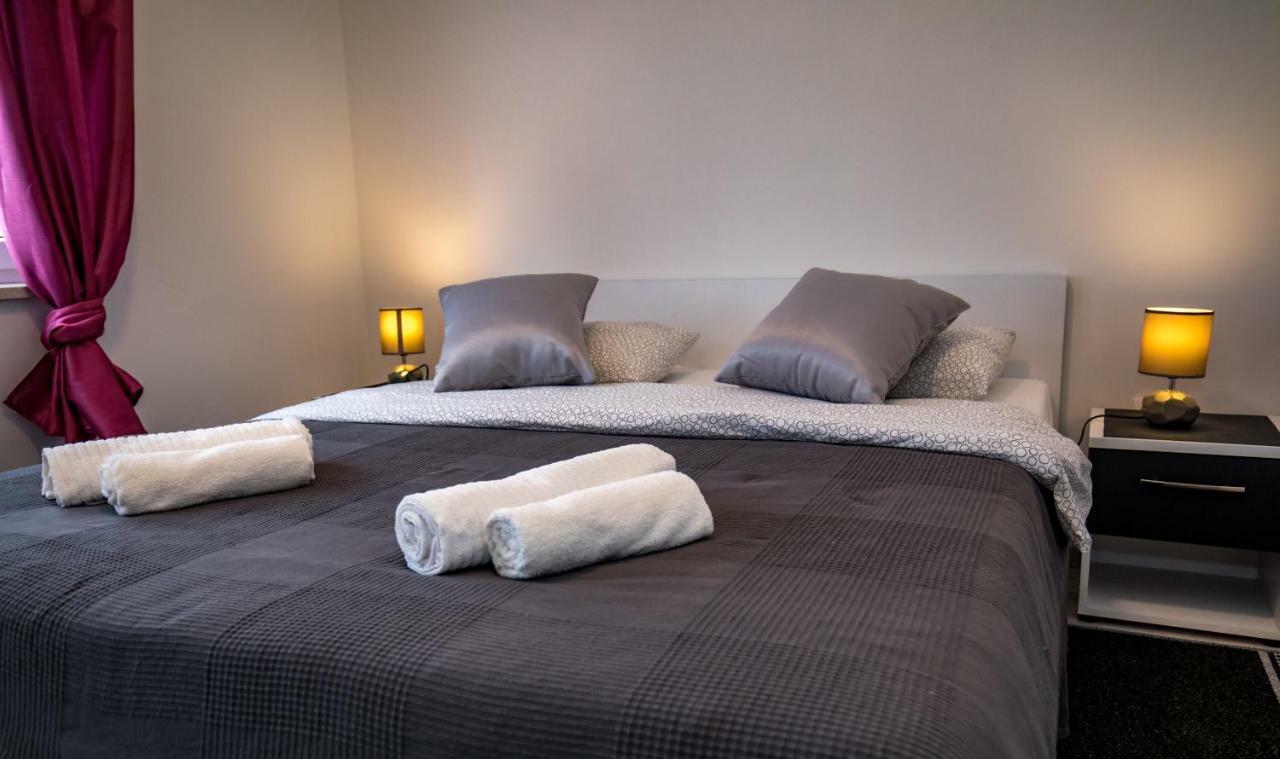 Arenta Apartments Metkovic Bagian luar foto